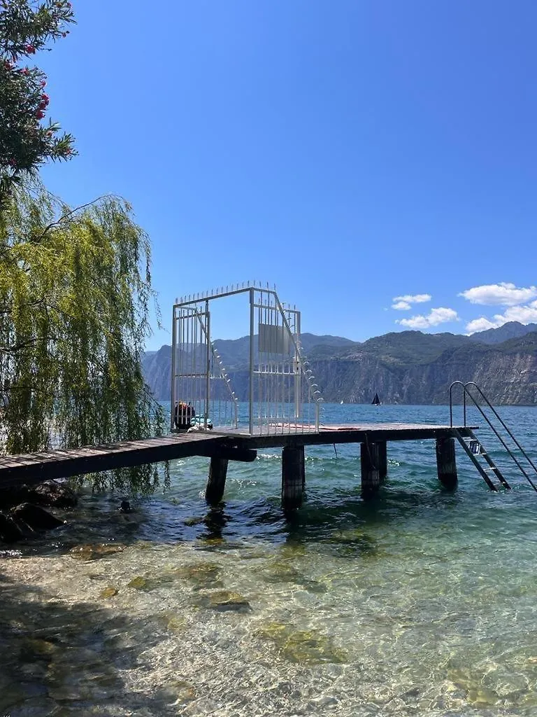 Lake View Luca Apartment Malcesine